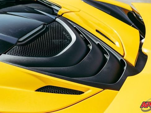 Used 2020 McLaren 720S Performance RWD image 42