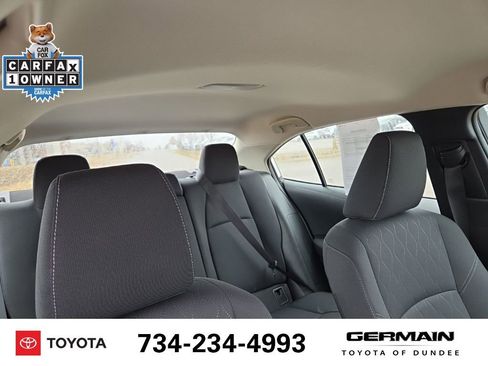 Used 2025 Toyota Corolla LE image 18