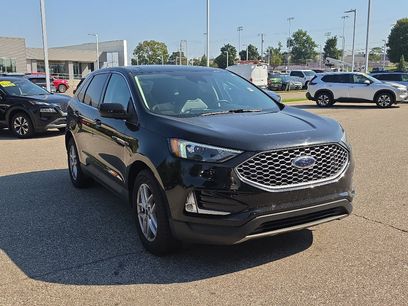 Used 2023 Ford Edge SEL w/ Convenience Package