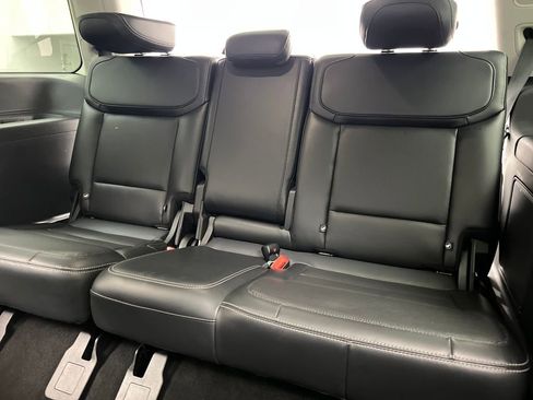 Used 2025 Ford Expedition Platinum AWD/4WD image 34