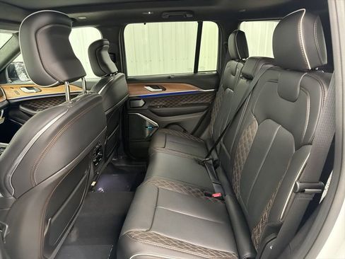 New 2026 Jeep Grand Cherokee Summit AWD/4WD image 11