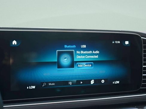 Used 2022 Mercedes-Benz GLS 450 4MATIC image 34