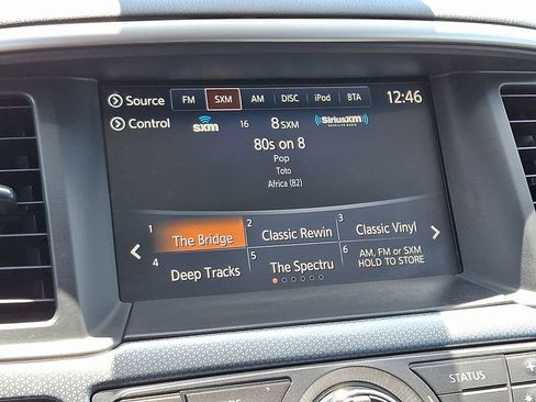 Used 2017 Nissan Pathfinder SL w/ SL Tech Package AWD/4WD image 18