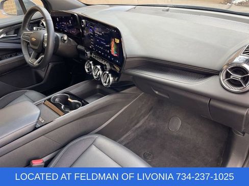 Used 2024 Chevrolet Blazer EV LT image 28