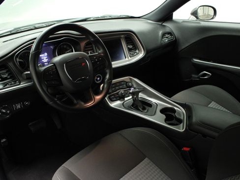 Used 2022 Dodge Challenger GT image 19