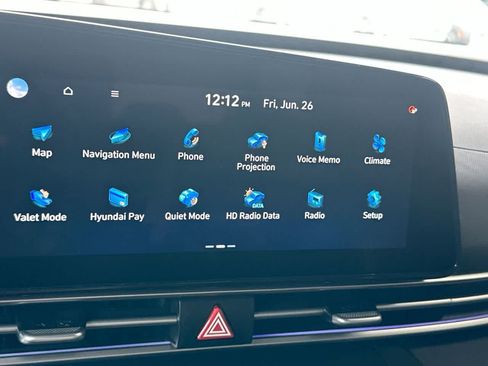 Used 2025 Hyundai Elantra SEL FWD image 18