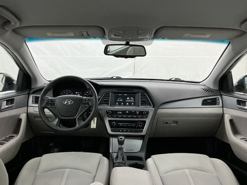 Used 2017 Hyundai Sonata SE FWD image 27