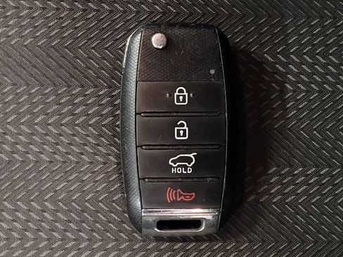 Used 2020 Kia Sportage LX FWD image 32