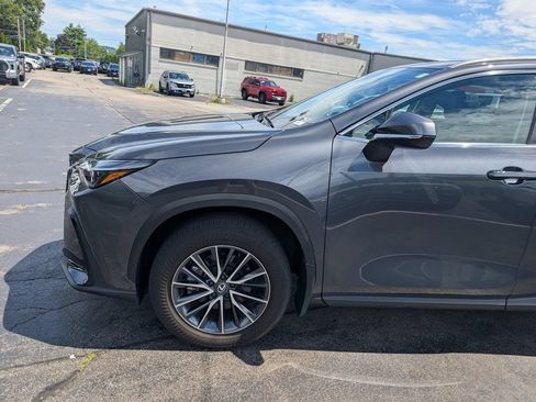 Used 2025 Lexus NX 350 AWD w/ Accessory Package (2T) image 2