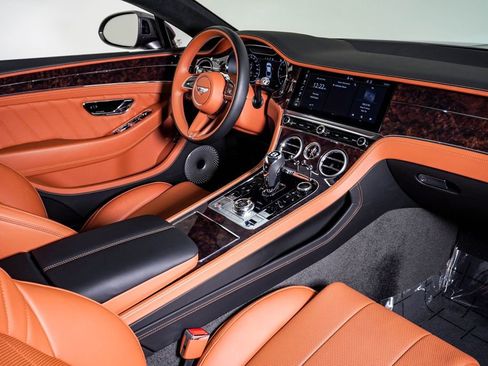 Used 2024 Bentley Continental GT AWD/4WD image 16