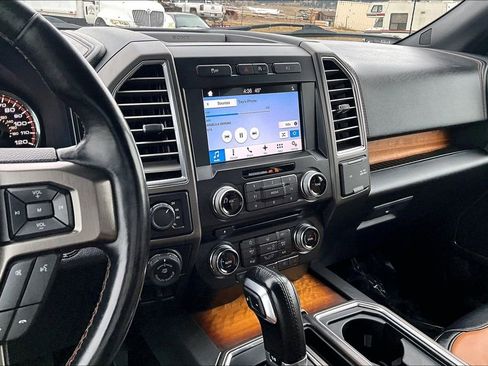 Used 2017 Ford F150 Limited image 6