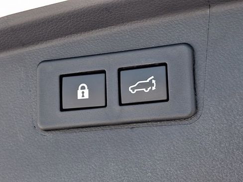 Used 2025 Subaru Outback Limited AWD/4WD image 33