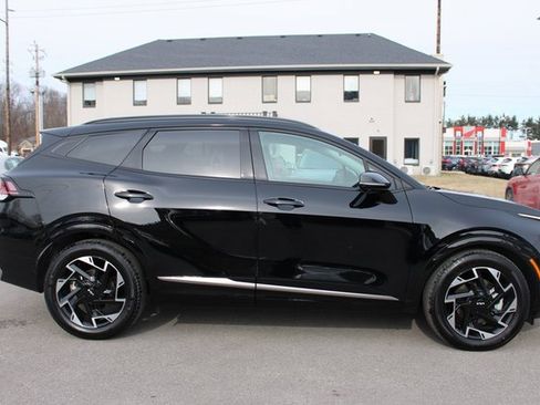 Used 2025 Kia Sportage SX image 6