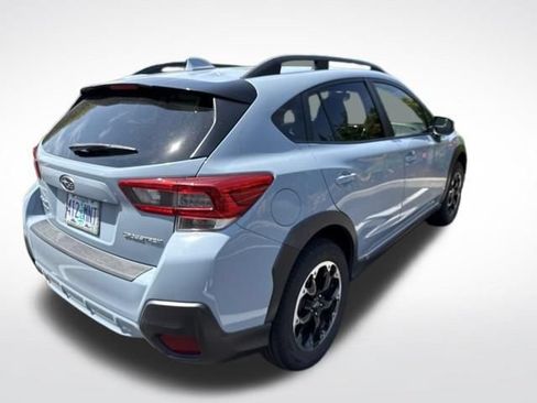 Used 2021 Subaru Crosstrek 2.0i Premium w/ Moonroof Package AWD/4WD image 3