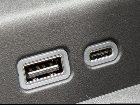 New 2026 Chevrolet Suburban LT w/ Comfort Package image 24