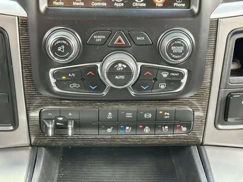 Used 2014 RAM 2500 Limited AWD/4WD image 34