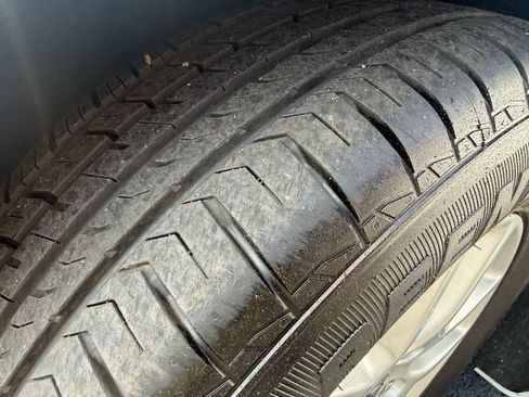 Used 2022 Chrysler Pacifica Touring-L FWD image 33