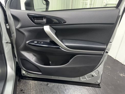 Used 2025 Mitsubishi Eclipse Cross LE image 11