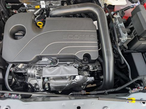 New 2026 Chevrolet Equinox LT FWD image 4