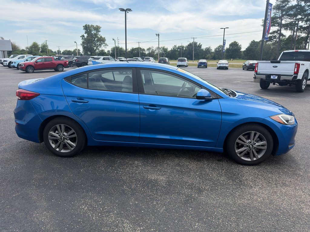 Used 2018 Hyundai Elantra SEL FWD image 5