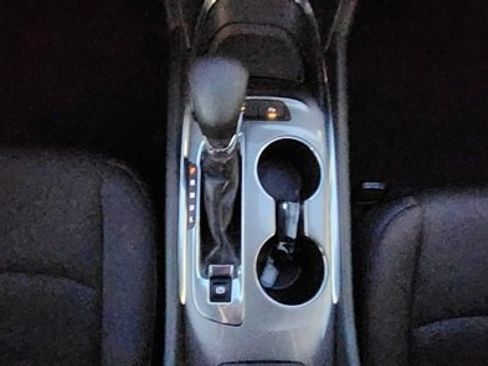 Used 2024 Chevrolet Malibu LT image 19