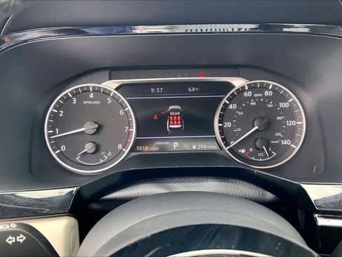 Used 2025 Nissan Pathfinder SL FWD image 26