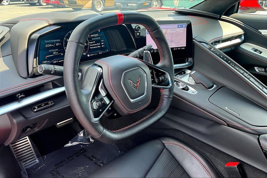 Used 2023 Chevrolet Corvette Stingray Premium Cpe w/ 3LT RWD image 18