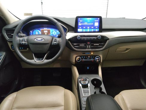 Used 2020 Ford Escape SE Sport image 22