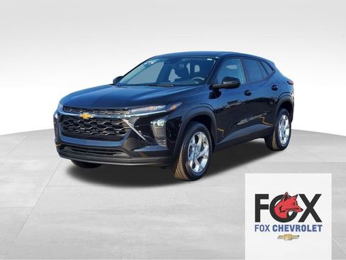 Certified 2024 Chevrolet Trax LS w/ LS Convenience Package FWD image 1