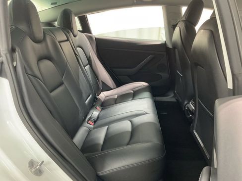 Used 2022 Tesla Model 3 Long Range image 28