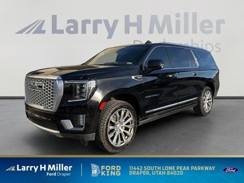 Used 2021 GMC Yukon XL Denali w/ Denali Ultimate Package image 1