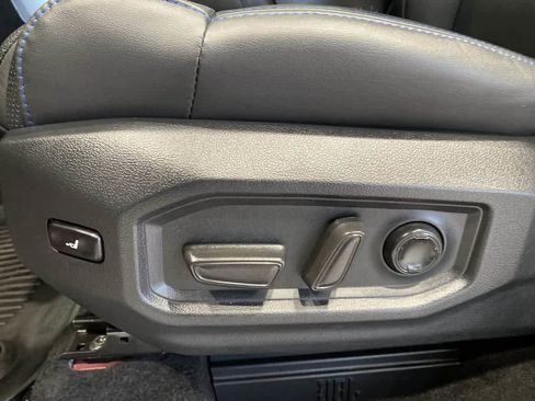 Used 2024 Toyota Tundra Platinum AWD/4WD image 14