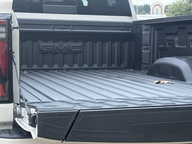 New 2026 GMC Sierra 2500 AT4 w/ AT4 Premium Plus Package AWD/4WD image 10