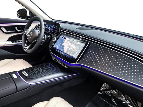 Used 2026 Mercedes-Benz E 350 Sedan image 16