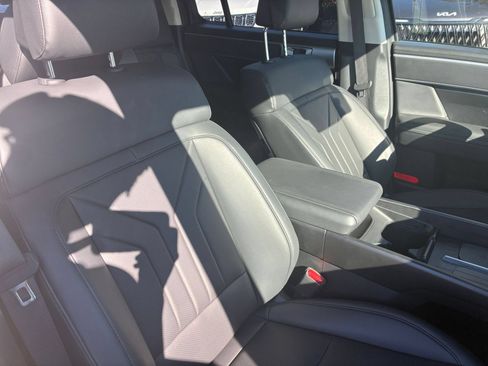 Used 2026 Hyundai Santa Fe SEL FWD image 32
