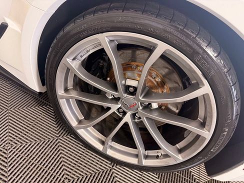 Used 2019 Chevrolet Corvette Grand Sport RWD image 12