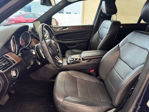 Used 2017 Mercedes-Benz GLS 450 4MATIC image 29