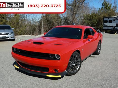 Used 2023 Dodge Challenger R/T Scat Pack image 1