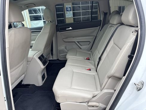 Used 2019 Volkswagen Atlas SEL FWD image 24