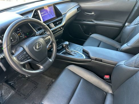 Used 2024 Lexus UX 250h F Sport FWD image 10