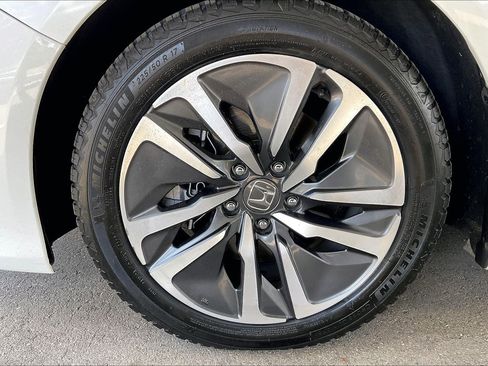 Used 2020 Honda Accord Touring image 27