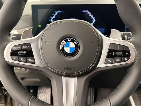 New 2026 BMW X5 xDrive40i w/ M Sport Package AWD/4WD image 17