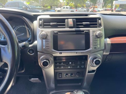 Used 2015 Toyota 4Runner Limited AWD/4WD image 9