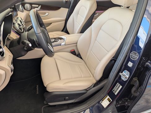 Used 2021 Mercedes-Benz C 300 Sedan image 17
