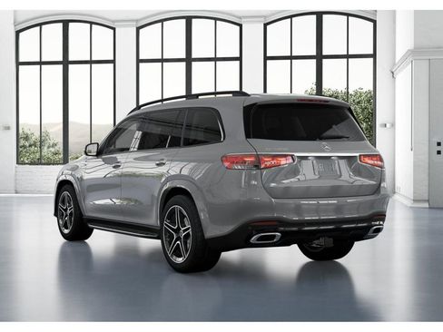 New 2026 Mercedes-Benz GLS 450 4MATIC image 28