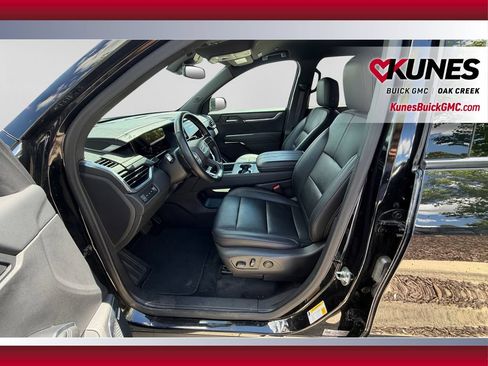 Used 2024 GMC Acadia Elevation AWD/4WD image 21