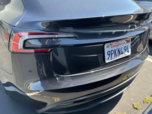 Used 2024 Tesla Model 3 Standard Range RWD image 16