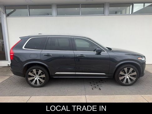 Used 2022 Volvo XC90 T6 Inscription w/ Lounge Package AWD/4WD image 4