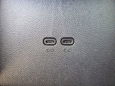 Used 2024 Chevrolet Equinox EV LT FWD image 14