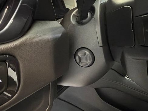 Used 2026 GMC Yukon AT4 w/ LPO, Floor Liner Package AWD/4WD image 26